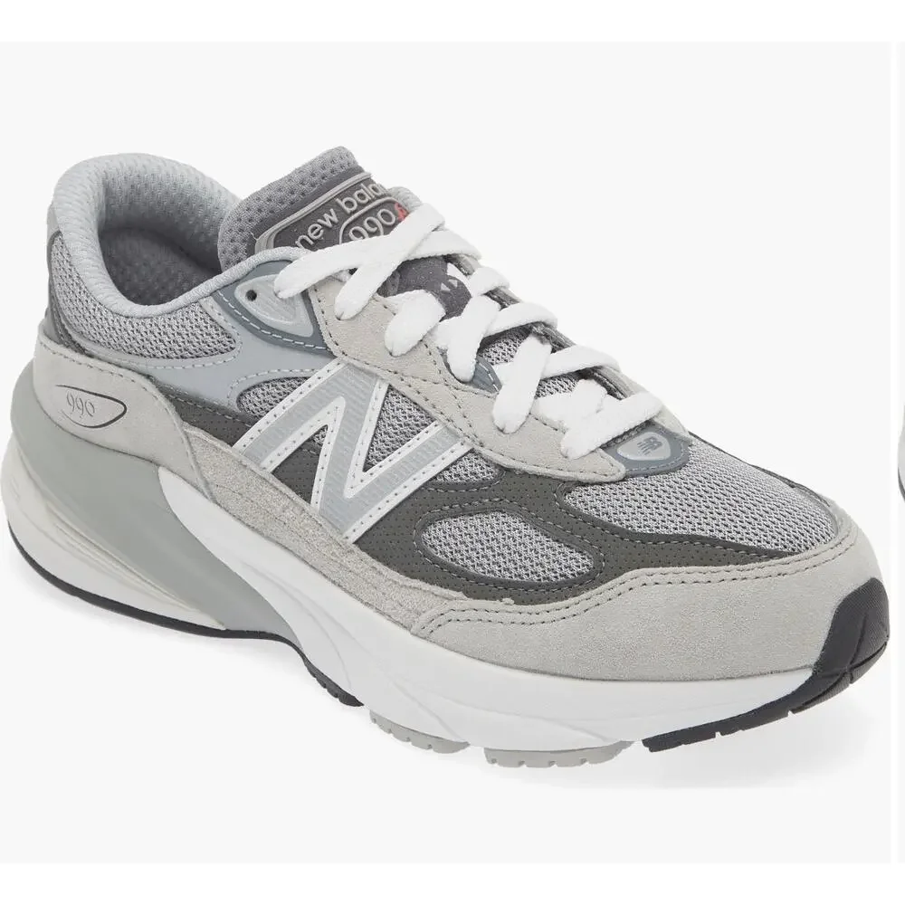 New Balance 990v6 Sz 1.5 Kids $109 retail PC990GL6